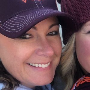 Meet your Posher, Jenn